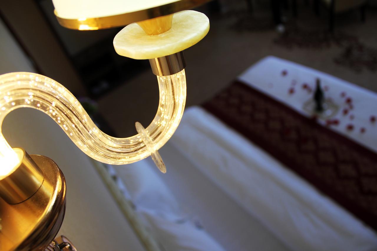 Tsetsen Khangai Hotel ウランバートル エクステリア 写真